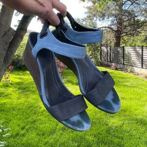 Camper size 40 wedge heel strappy blue suede sandals, US 9